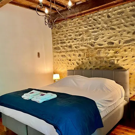 Le Moulin Du Chateau De - Piscine Horgues